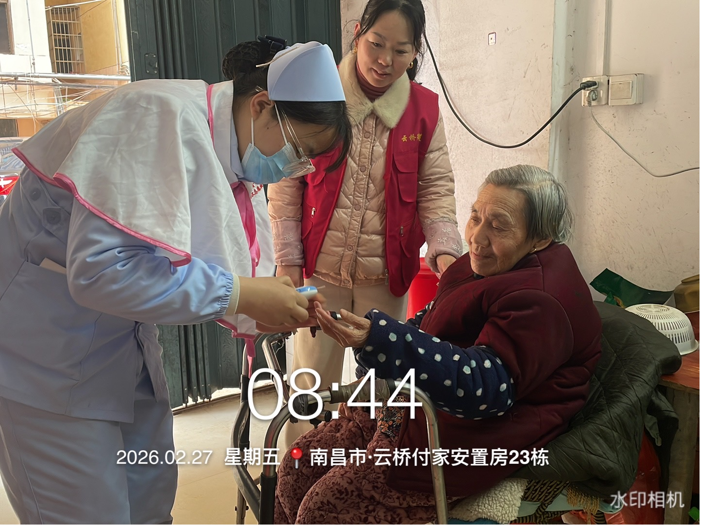 2月27日，进贤县人民医院小组在进贤县云桥付家安置房开展入户探访志愿服务活动。.png